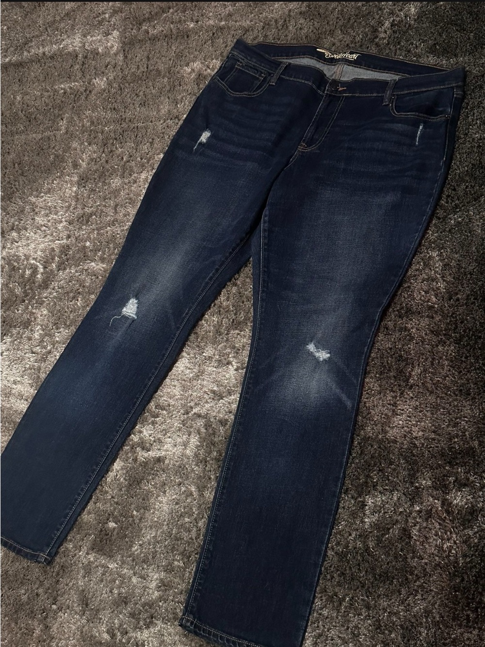Old Navy Sweetheart Skinny Jeans with Subtle Distressing